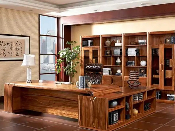 济南实木家具需要油漆的四个原因？