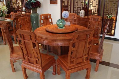 济南实木家具需要油漆的四个原因？