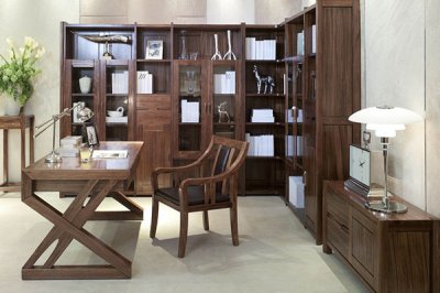 济南实木家具需要油漆的四个原因？