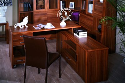 济南实木家具需要油漆的四个原因？