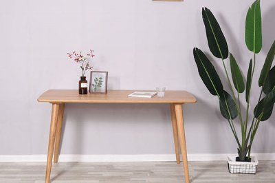 济南实木家具需要油漆的四个原因？