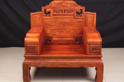 济南实木家具需要油漆的四个原因？