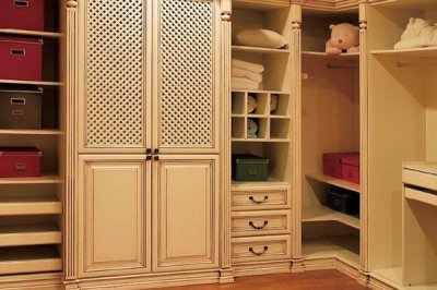 选择质量好的济南实木衣柜，有这几种方法