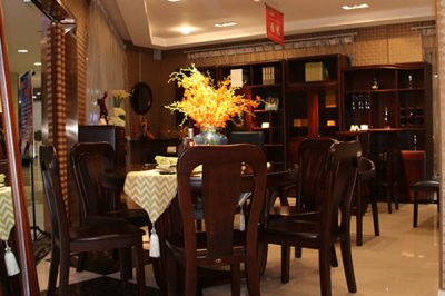 济南实木家具需要油漆的四个原因？