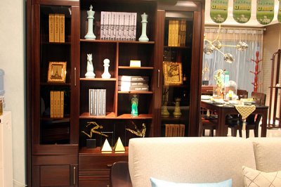 济南实木家具需要油漆的四个原因？