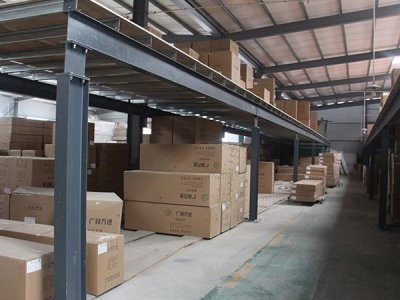 济南实木家具需要油漆的四个原因？