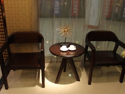 实木家具“好色”，从家具的面子工程说起