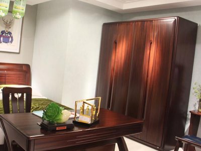 济南实木家具需要油漆的四个原因？