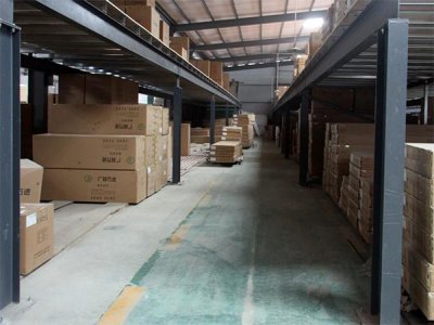 济南实木家具需要油漆的四个原因？