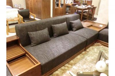 济南实木家具需要油漆的四个原因？